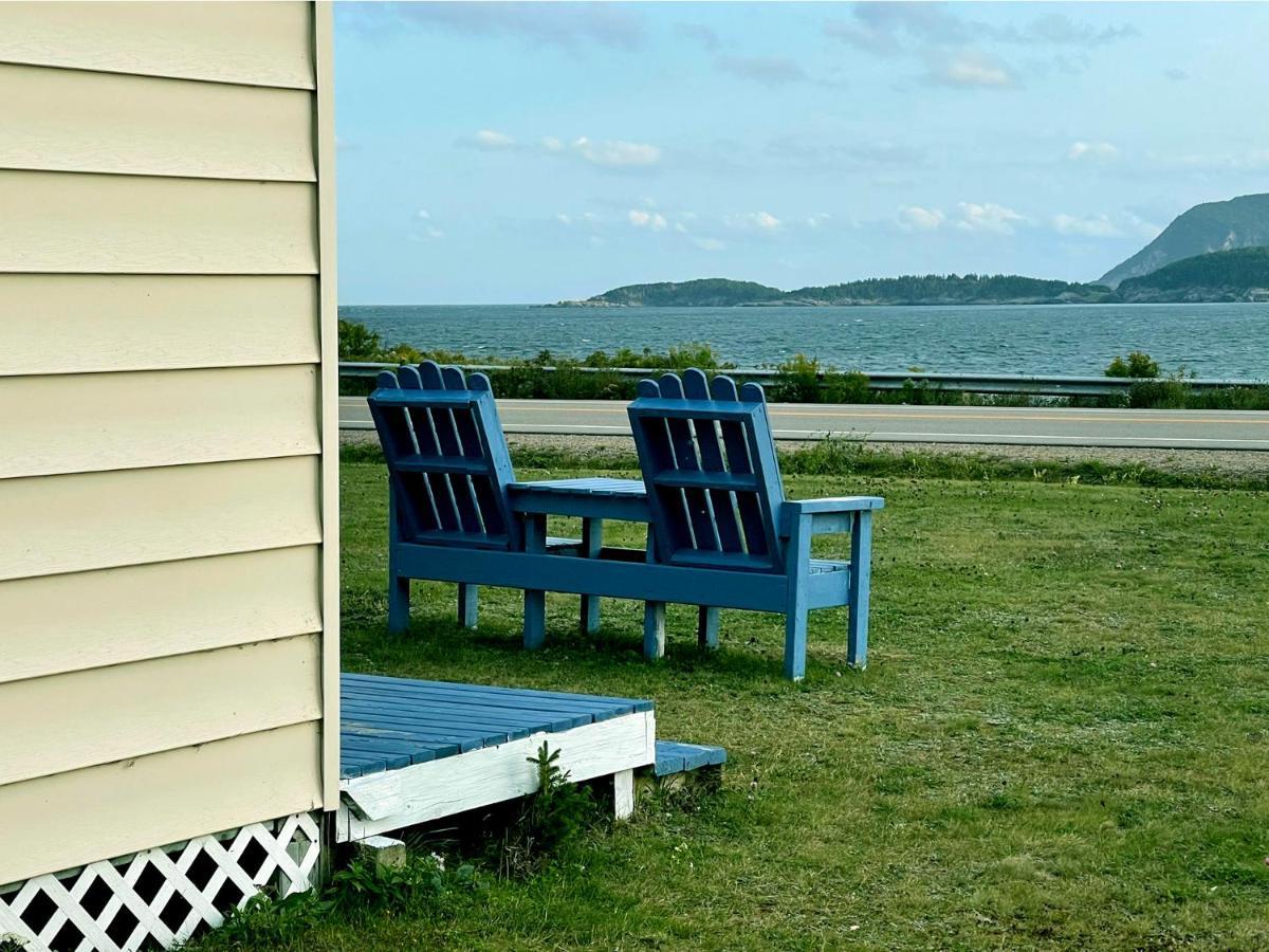 Sea Breeze Motel インゴニッシュ エクステリア 写真